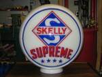 Skelly Supreme original gas globe on wide glass body, [Skelly Oil Co., Kansas City, MO], excellent condition, $895. 