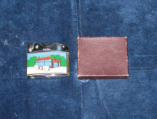 Marathon dundee lighter with its original box, $84.  